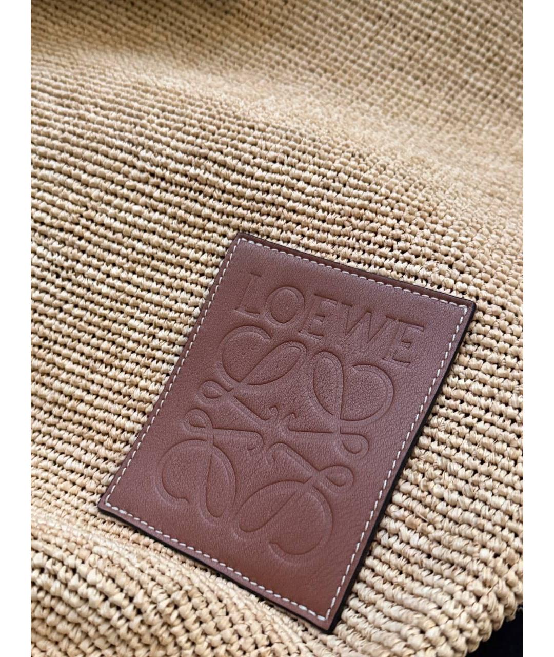 LOEWE Бежевая пелетеная сумка тоут, фото 3