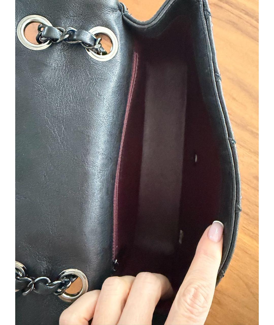 CHANEL Черная кожаная сумка через плечо, фото 5