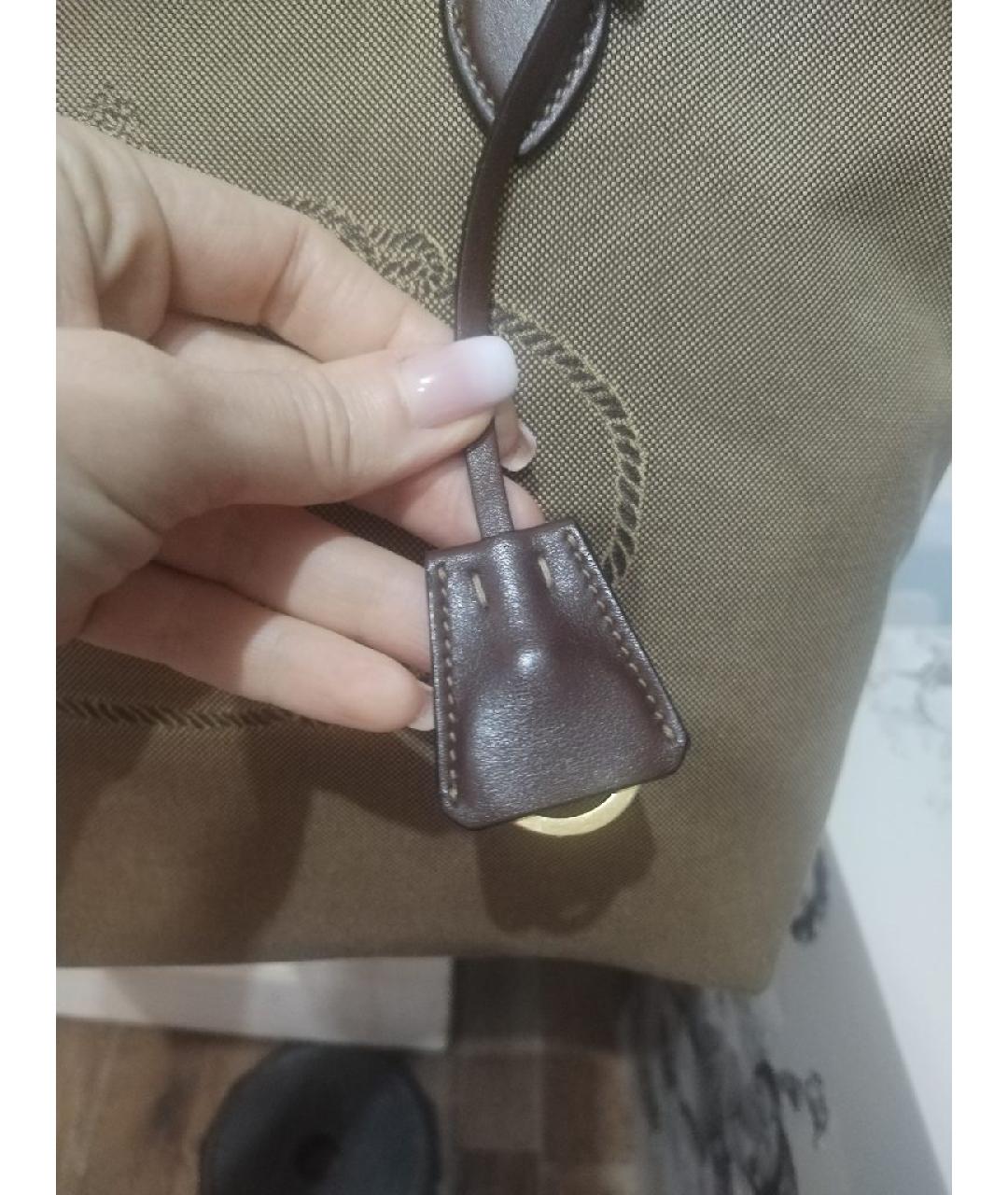 PRADA Бежевая кожаная сумка на плечо, фото 4
