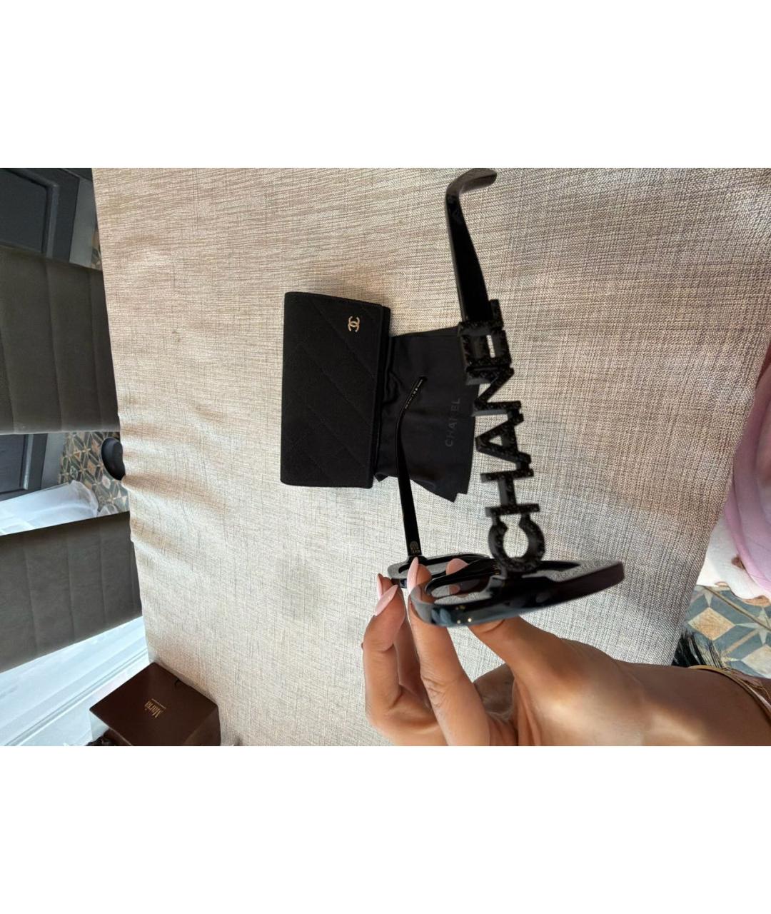 CHANEL Черные пластиковые солнцезащитные очки, фото 5