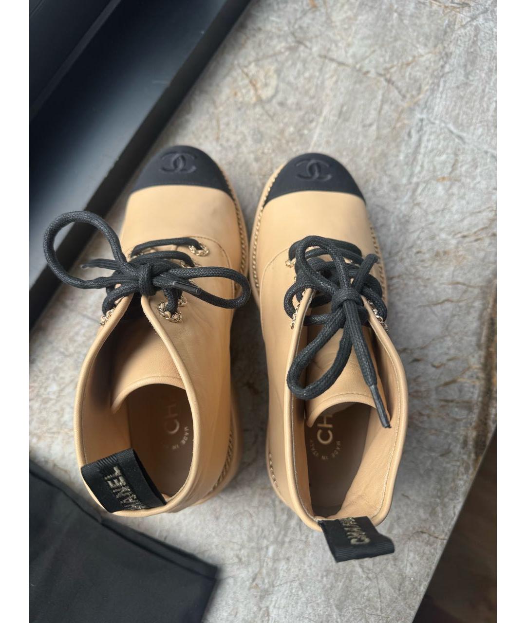 CHANEL Бежевые кожаные ботинки, фото 3