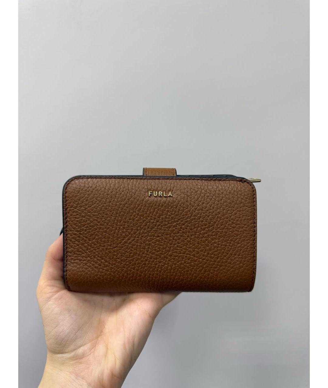 FURLA Коричневый кожаный кошелек, фото 5