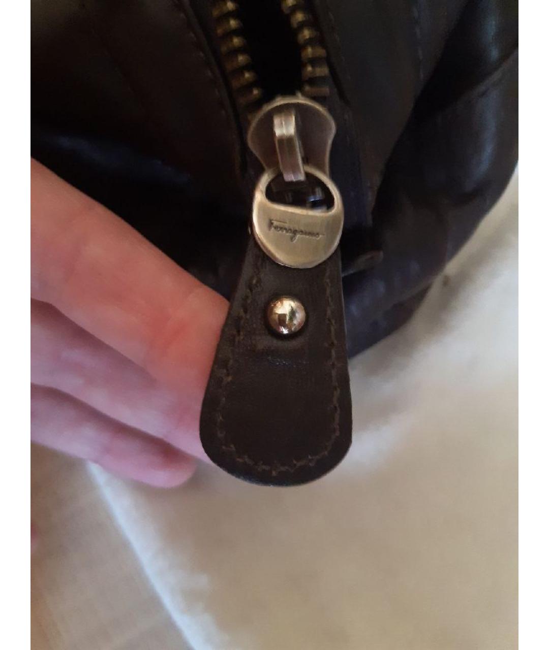 FERRAGAMO Коричневая кожаная сумка с короткими ручками, фото 7
