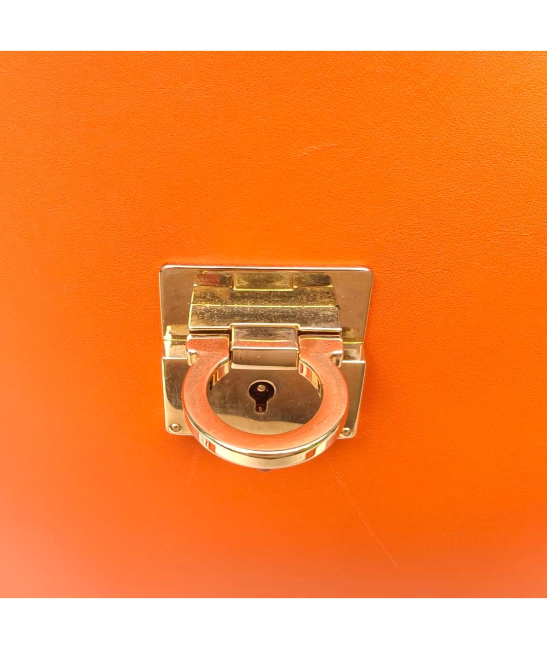 FERRAGAMO Оранжевая кожаная сумка с короткими ручками, фото 8