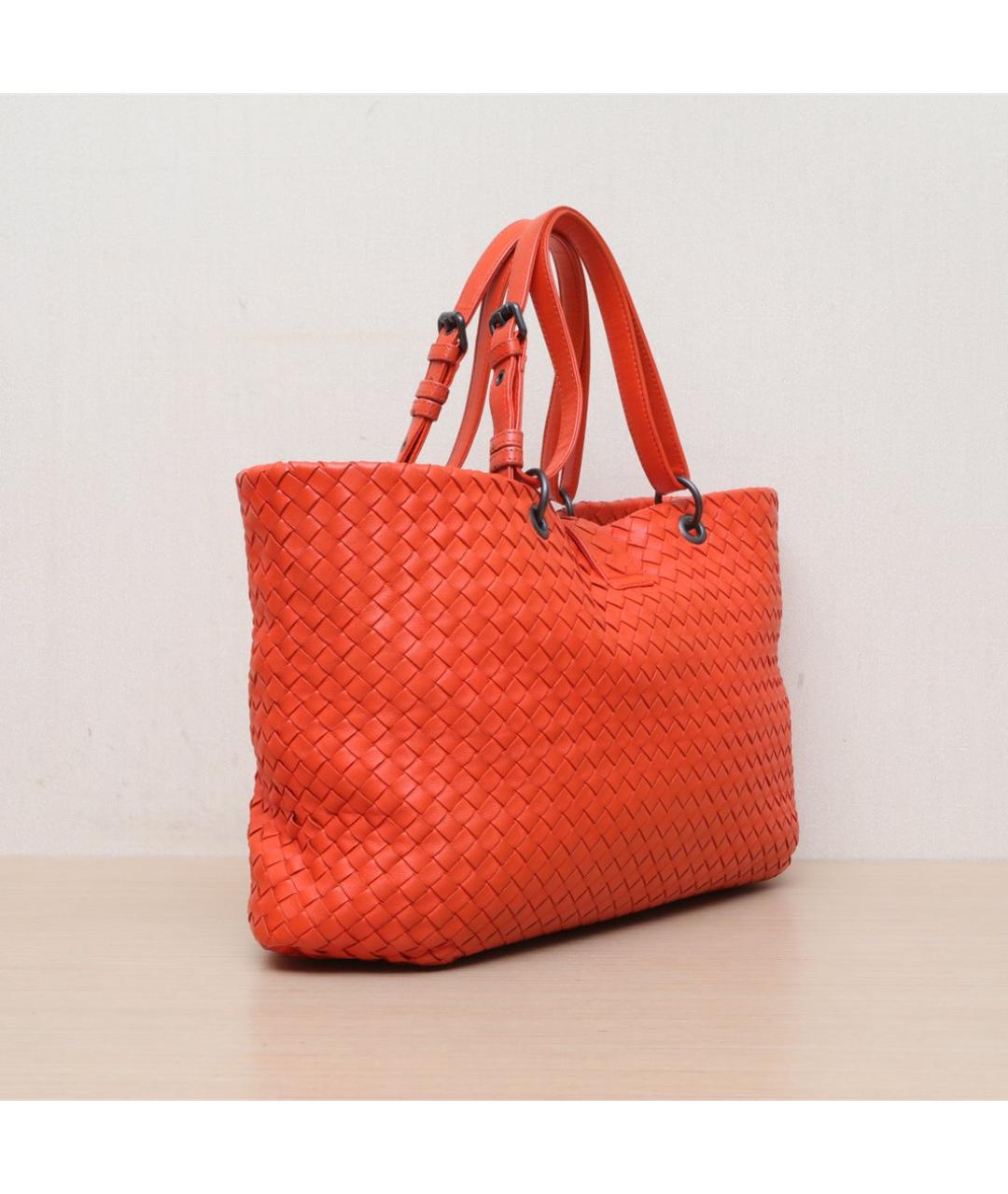 BOTTEGA VENETA Оранжевая кожаная сумка тоут, фото 6