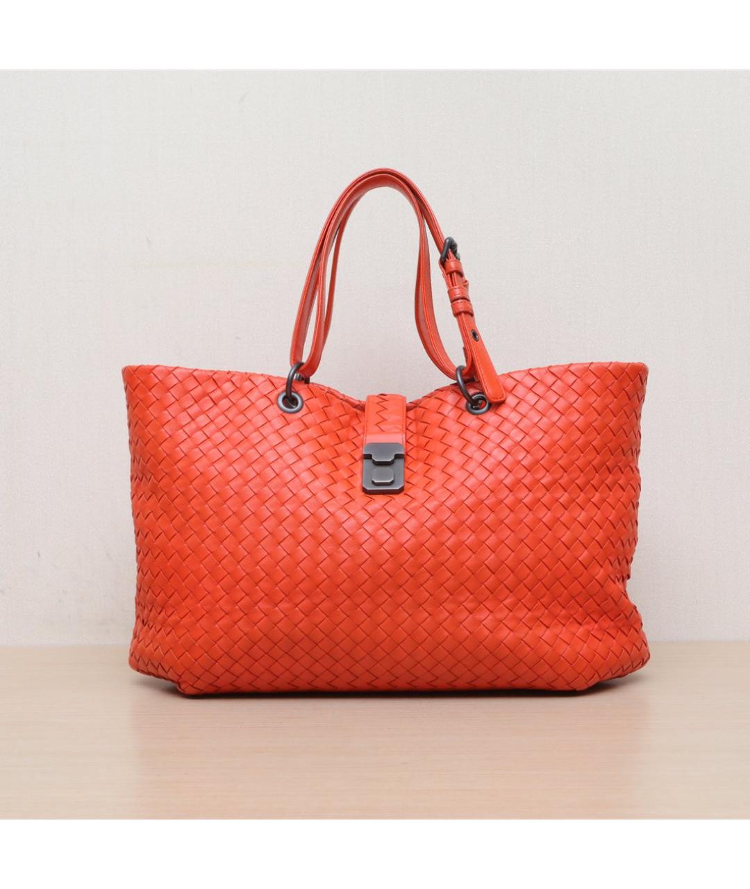 BOTTEGA VENETA Оранжевая кожаная сумка тоут, фото 3