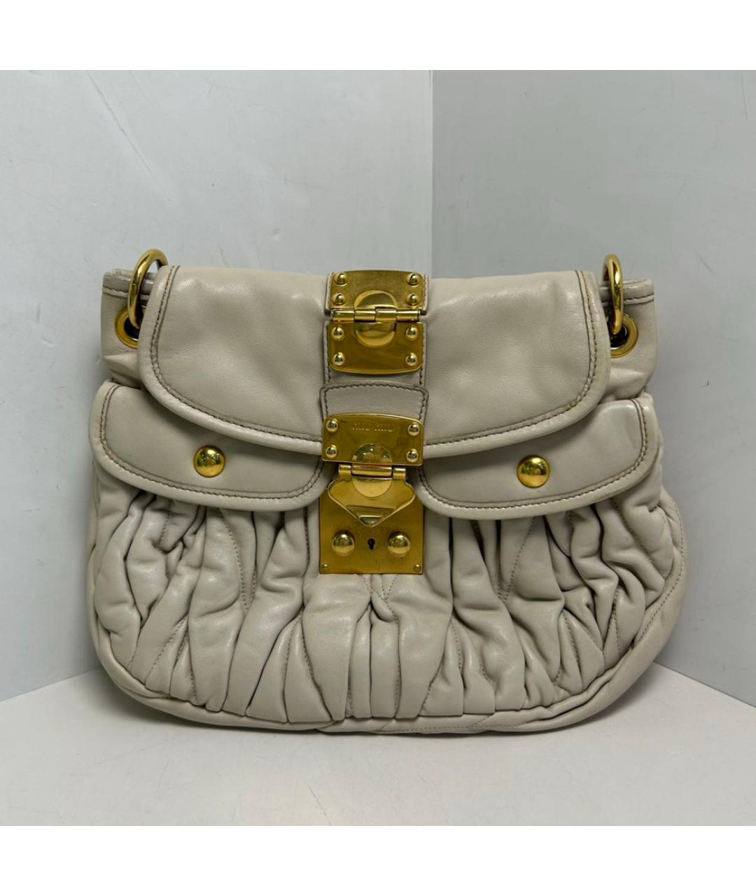 MIU MIU Бежевая кожаная сумка с короткими ручками, фото 9