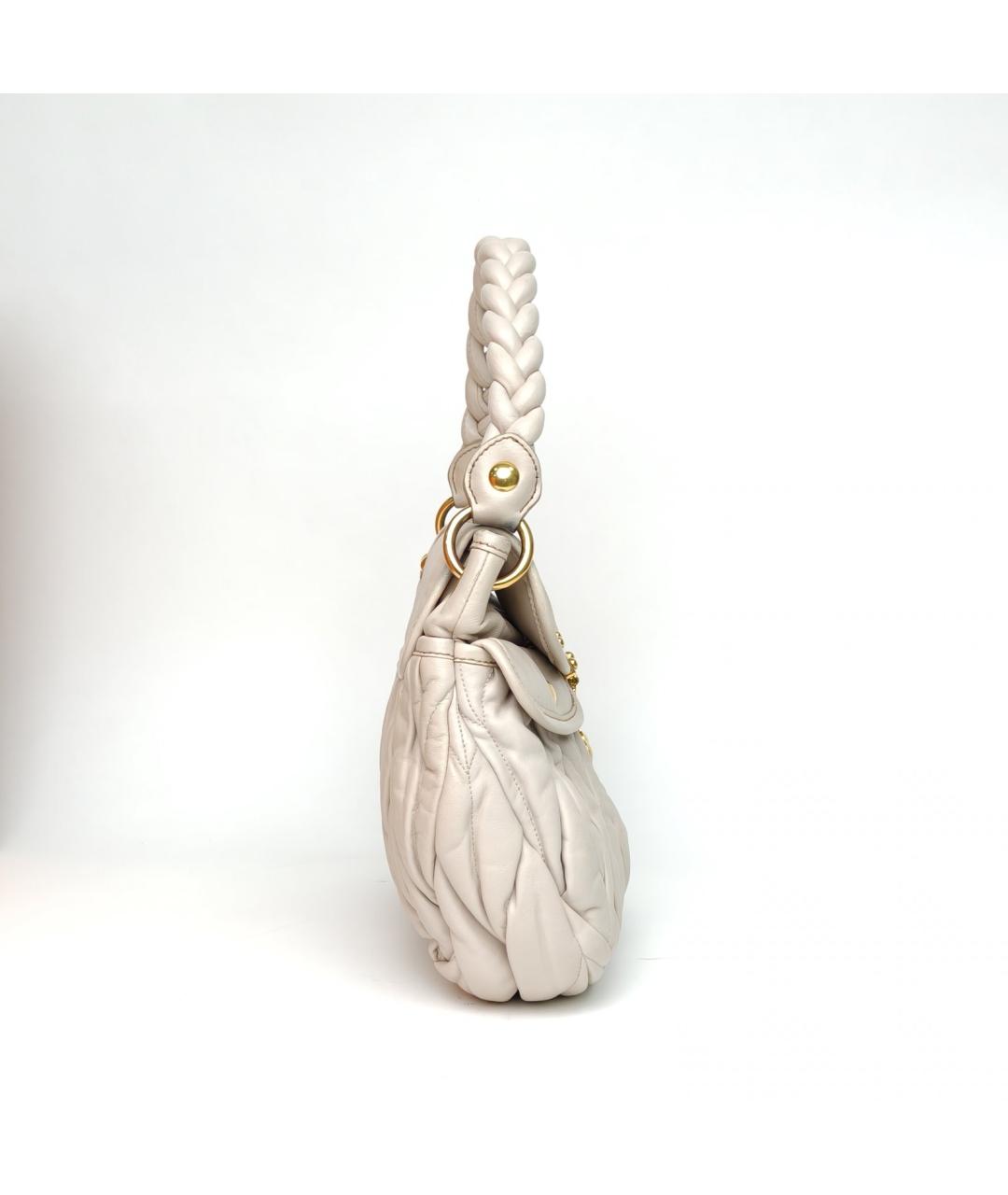 MIU MIU Бежевая кожаная сумка с короткими ручками, фото 5