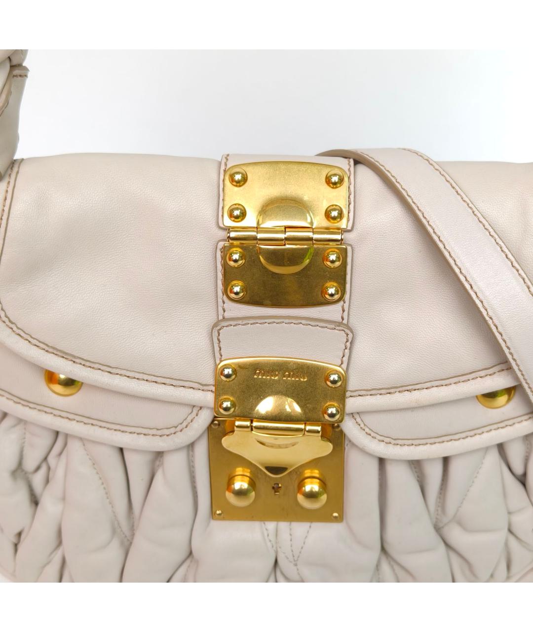 MIU MIU Бежевая кожаная сумка с короткими ручками, фото 7