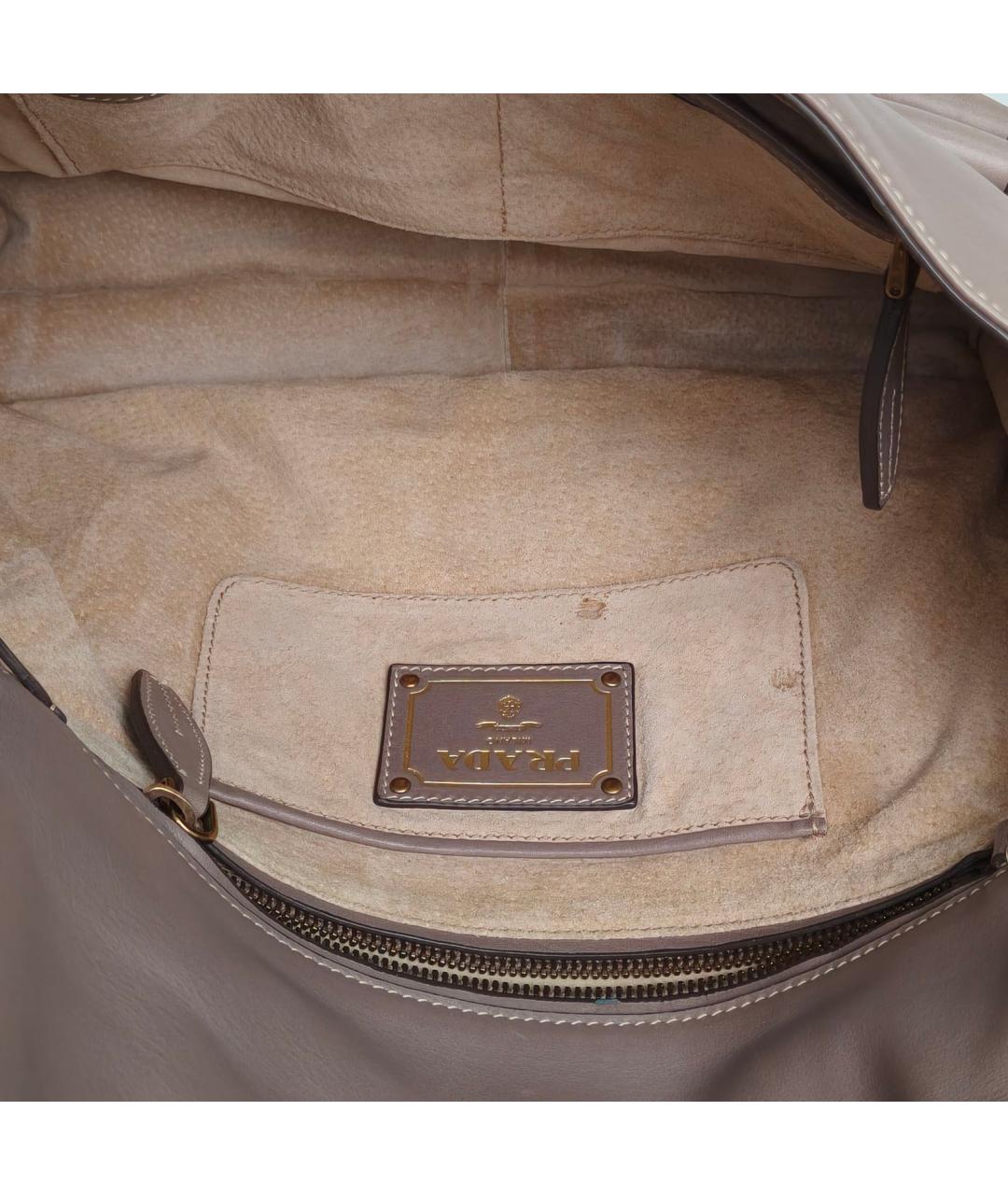 PRADA Серая кожаная сумка с короткими ручками, фото 8