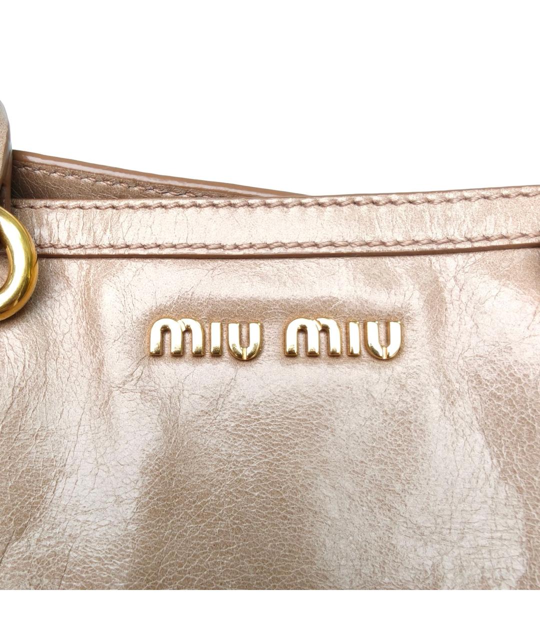 MIU MIU Бежевая кожаная сумка с короткими ручками, фото 7