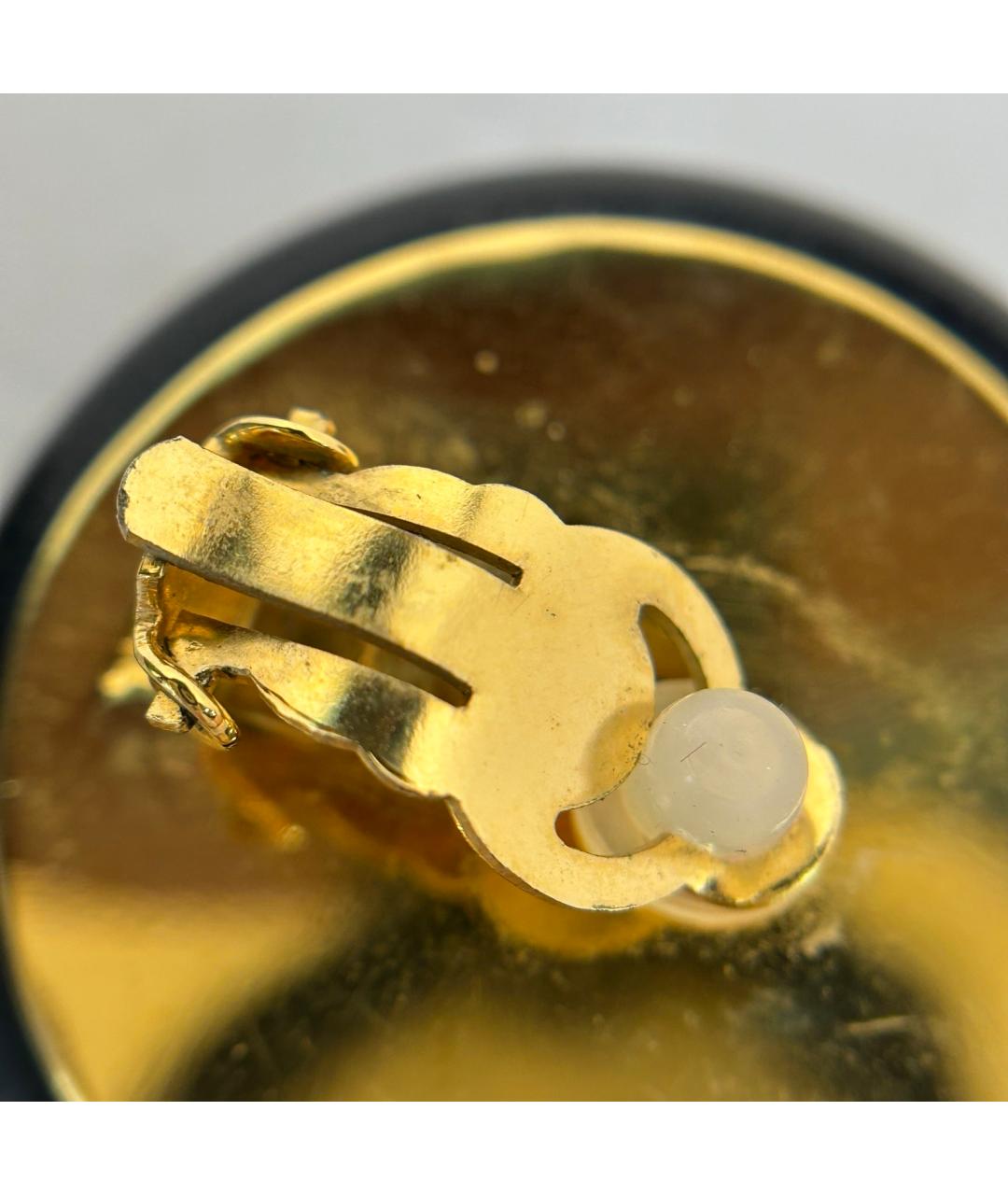 CHANEL Золотые металлические серьги, фото 9