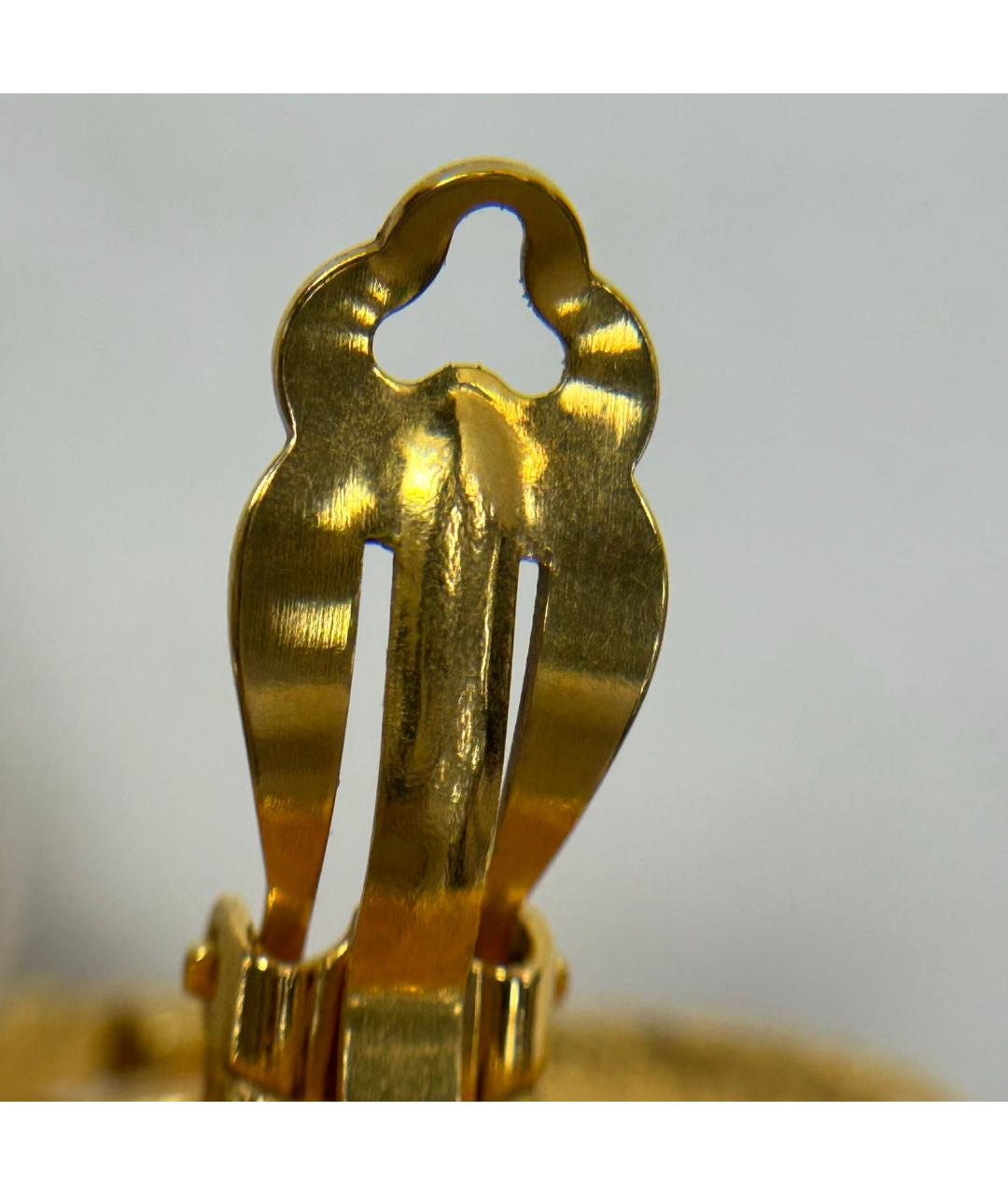 CHANEL Золотые металлические клипсы, фото 9