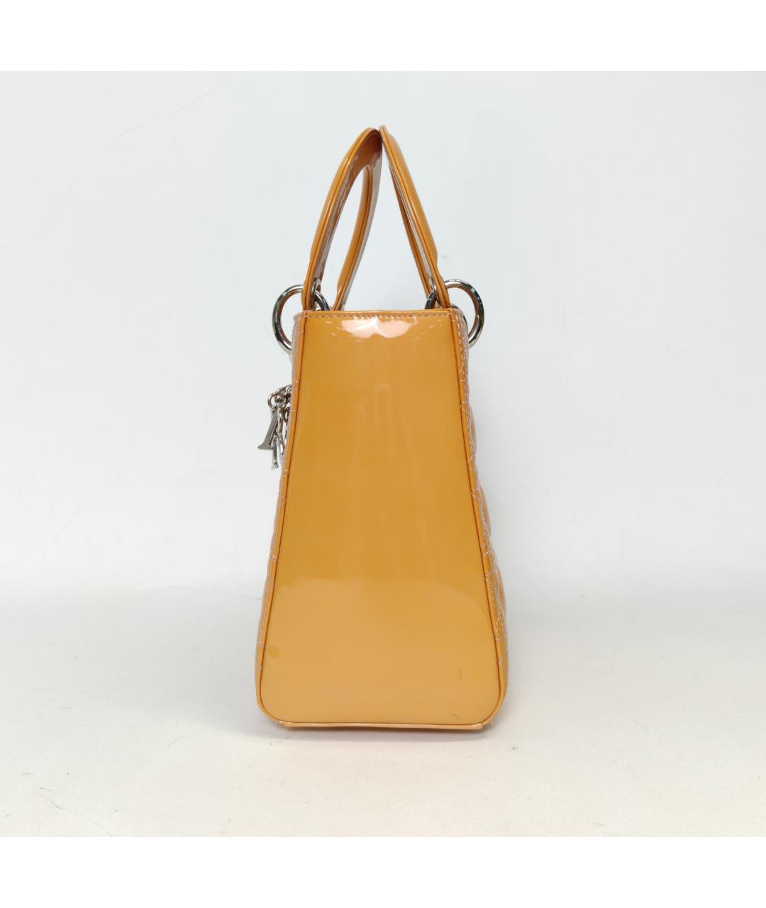CHRISTIAN DIOR Оранжевая сумка с короткими ручками из лакированной кожи, фото 5