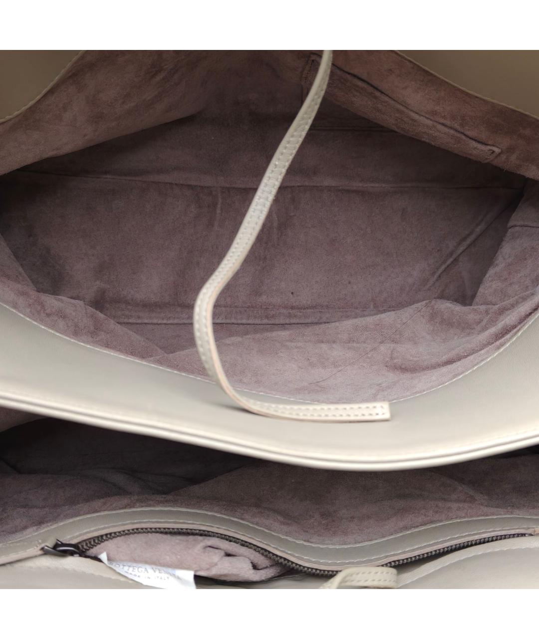 BOTTEGA VENETA Бежевая кожаная сумка с короткими ручками, фото 7