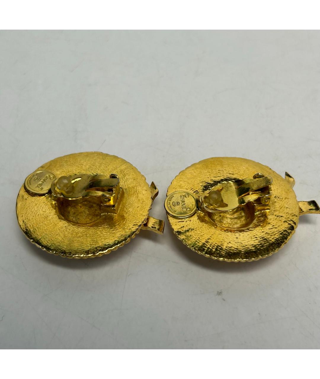 CHANEL Золотые металлические клипсы, фото 7