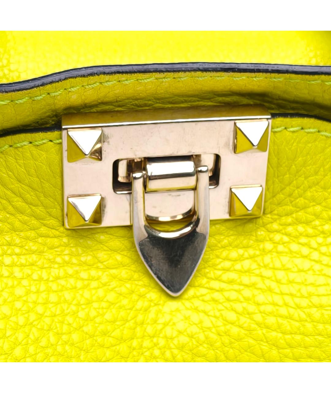 VALENTINO Желтая кожаная сумка через плечо, фото 6
