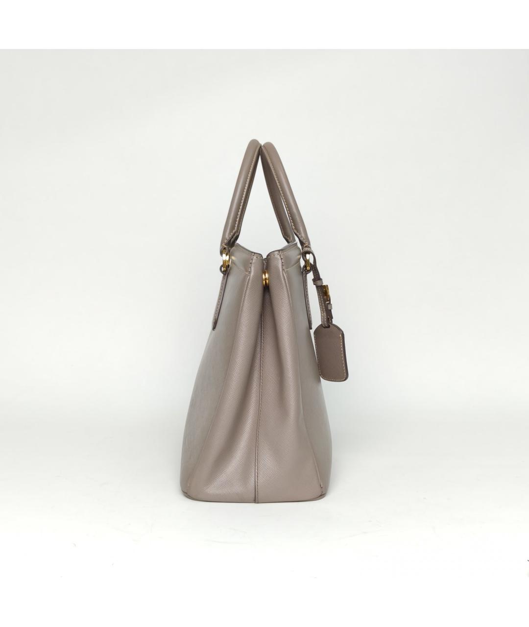 PRADA Серая кожаная сумка через плечо, фото 5