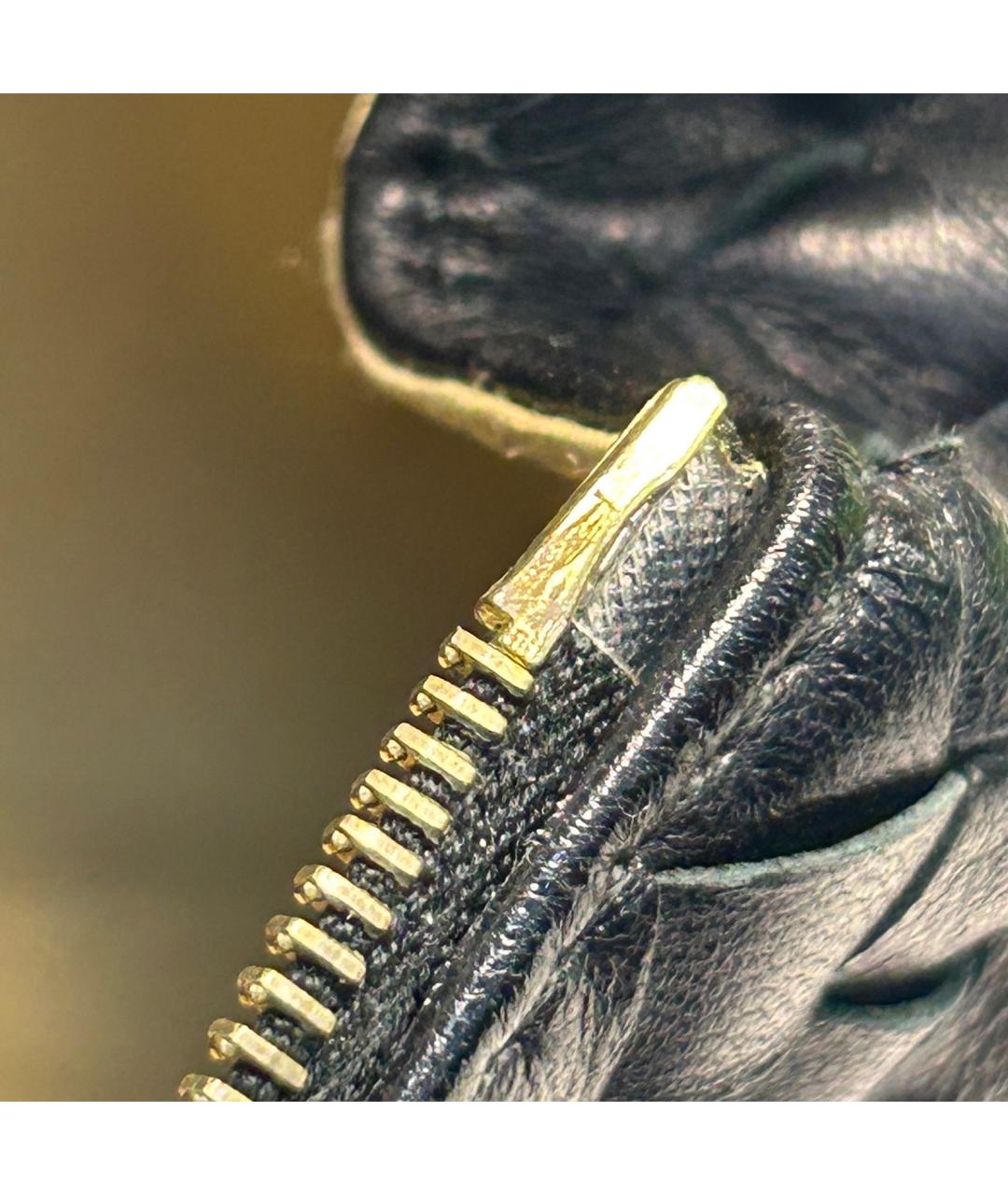 BOTTEGA VENETA Черная кожаная косметичка, фото 9