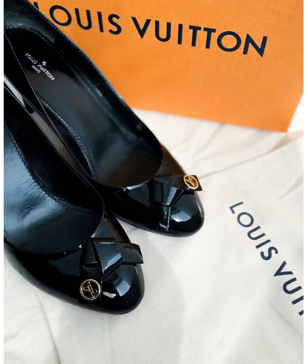 LOUIS VUITTON Черные туфли из лакированной кожи, фото 2