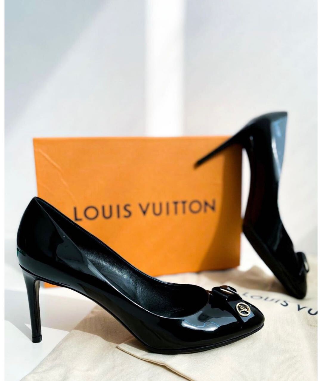 LOUIS VUITTON Черные туфли из лакированной кожи, фото 4