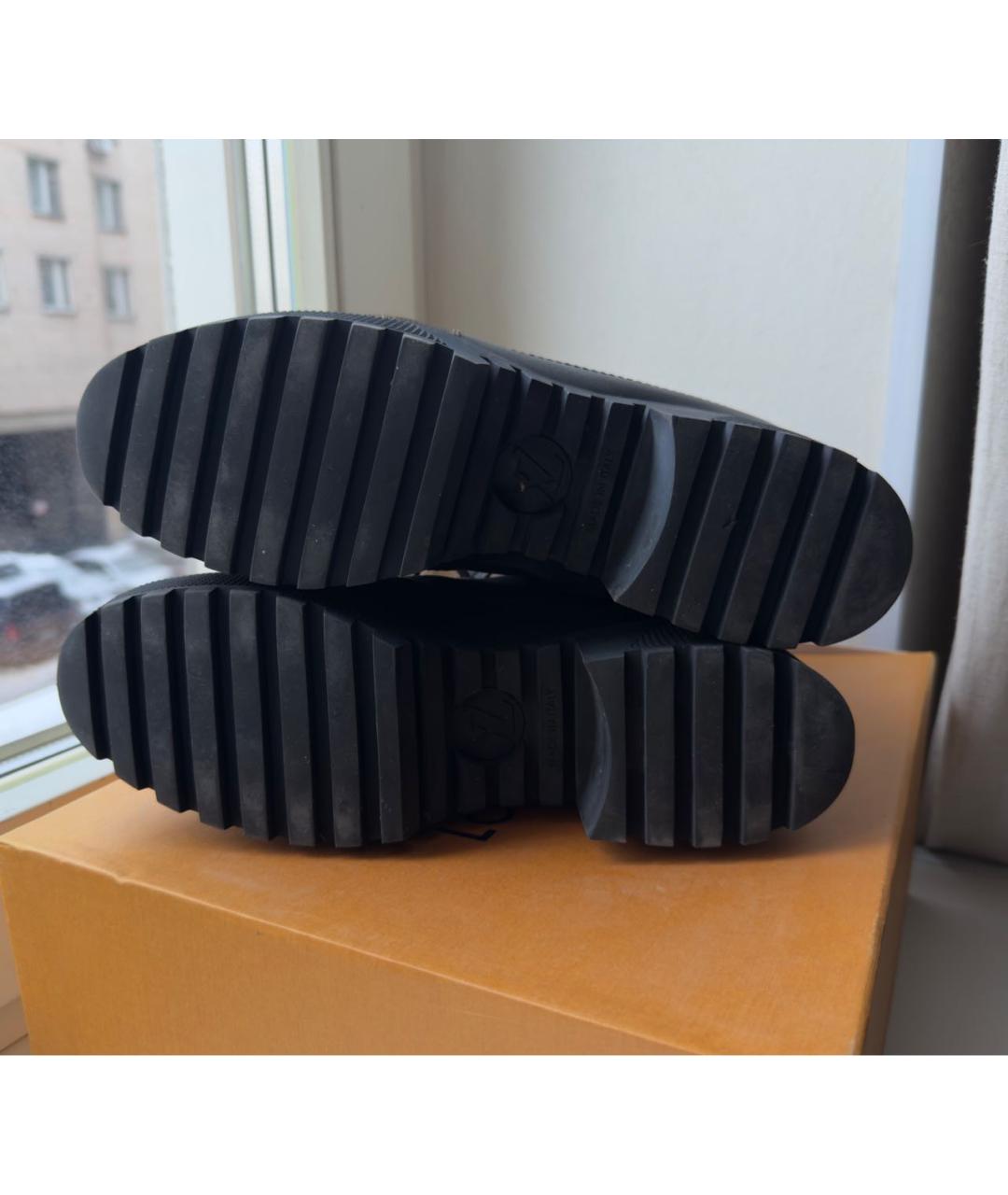 LOUIS VUITTON Черные замшевые ботильоны, фото 4