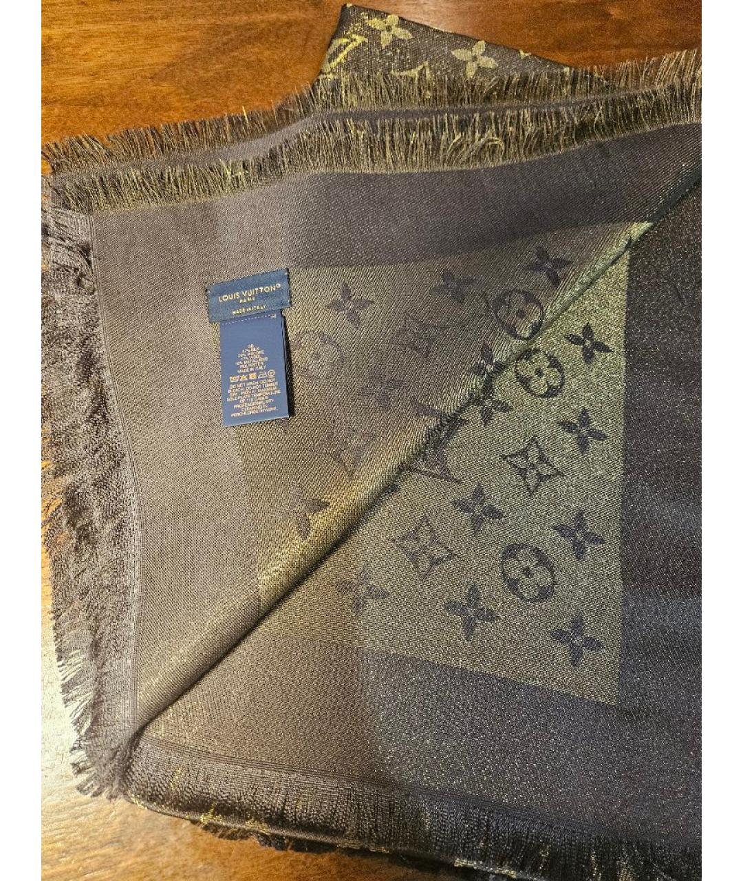 LOUIS VUITTON Золотой шелковый платок, фото 2