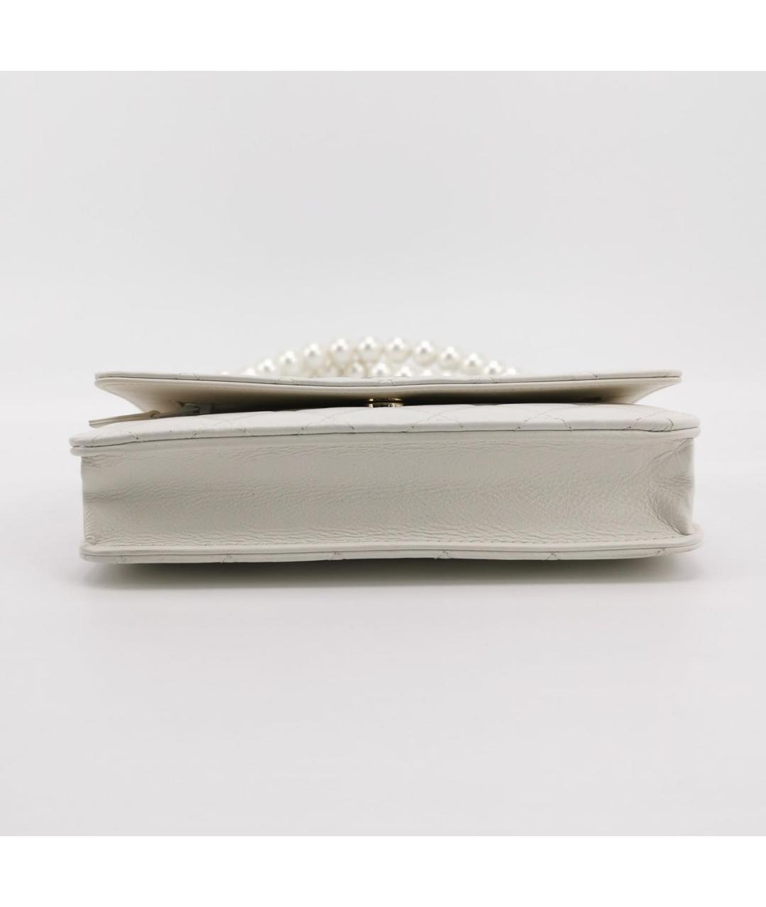 CHANEL Белая кожаная сумка через плечо, фото 5