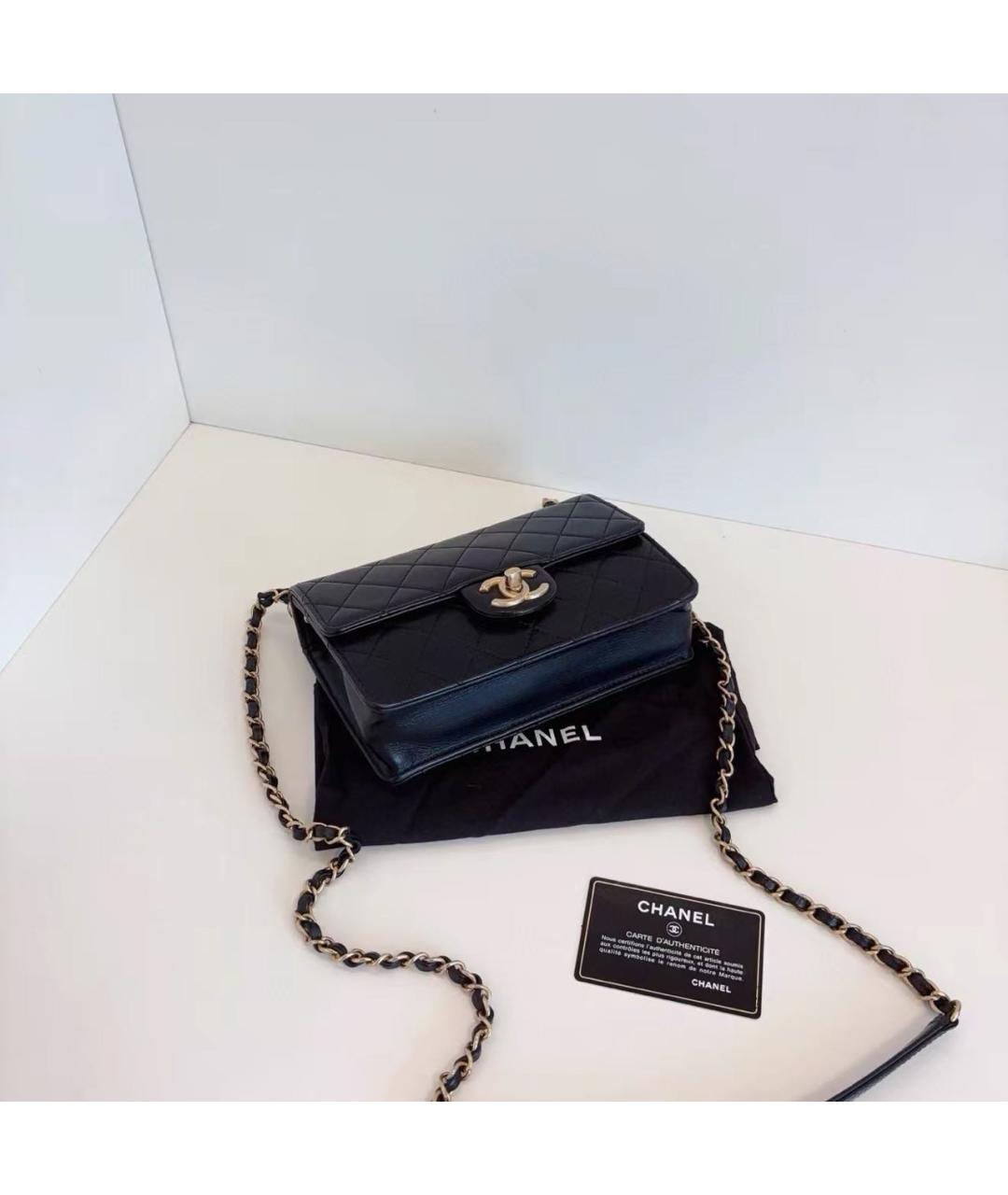 CHANEL Черная кожаная сумка через плечо, фото 5