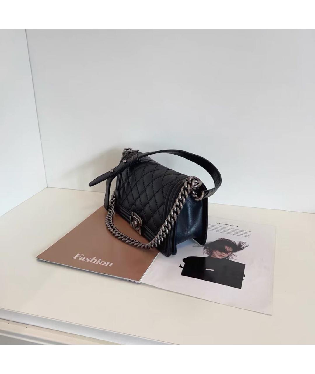 CHANEL Черная кожаная сумка через плечо, фото 2