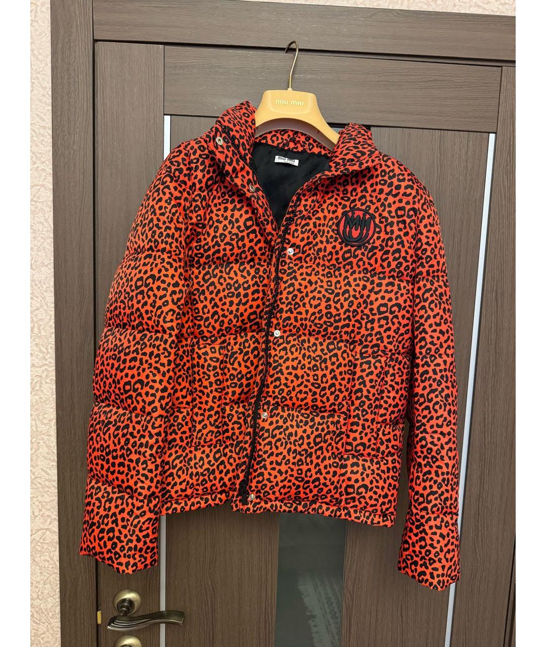 MIU MIU Красный полиэстеровый пуховик, фото 3