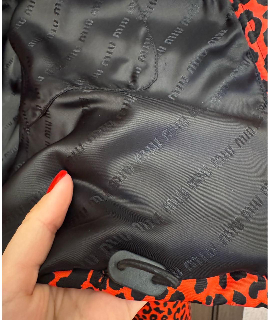 MIU MIU Красный полиэстеровый пуховик, фото 6