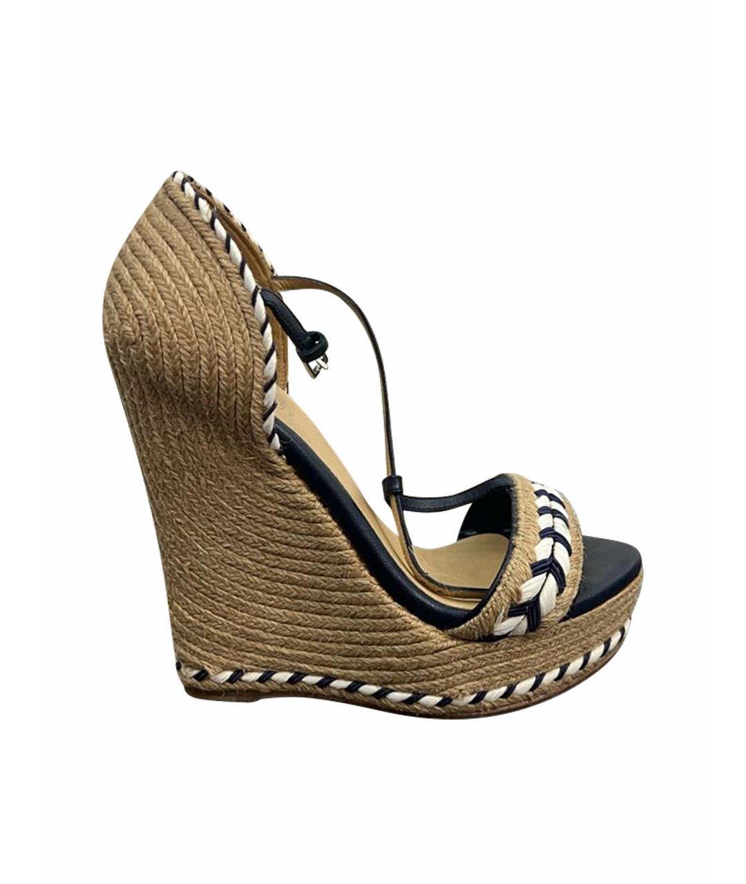 GUCCI Бежевые босоножки, фото 1