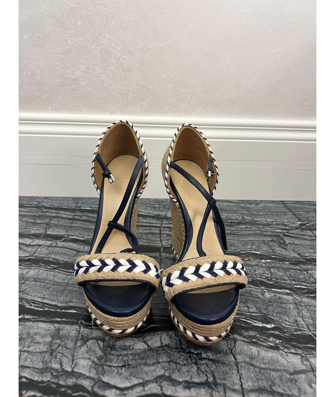 GUCCI Бежевые босоножки, фото 2