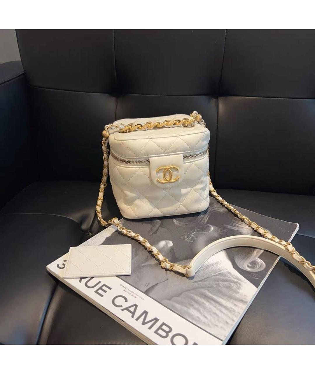 CHANEL Белая кожаная сумка через плечо, фото 8