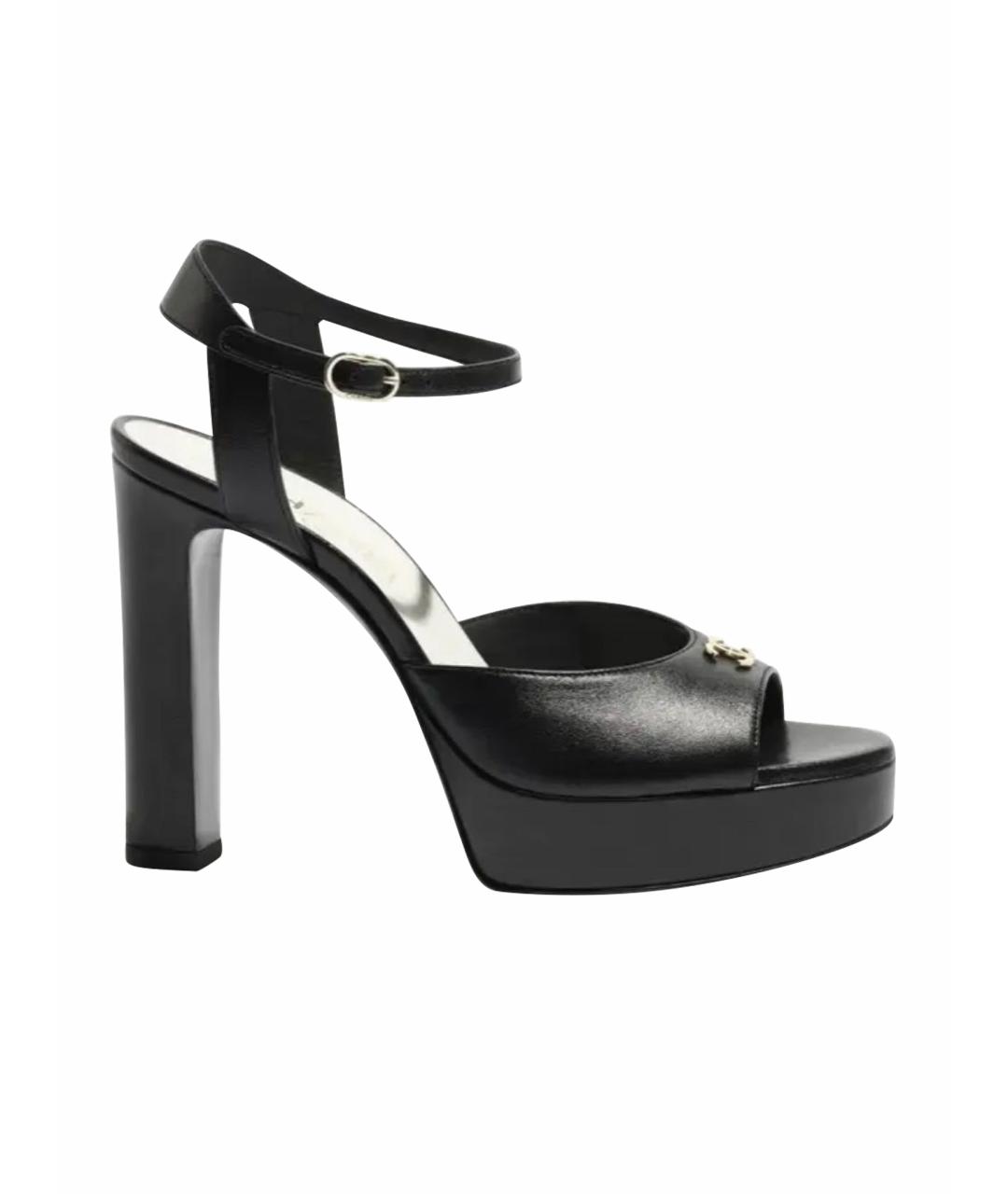 CHANEL Черные босоножки из лакированной кожи, фото 1