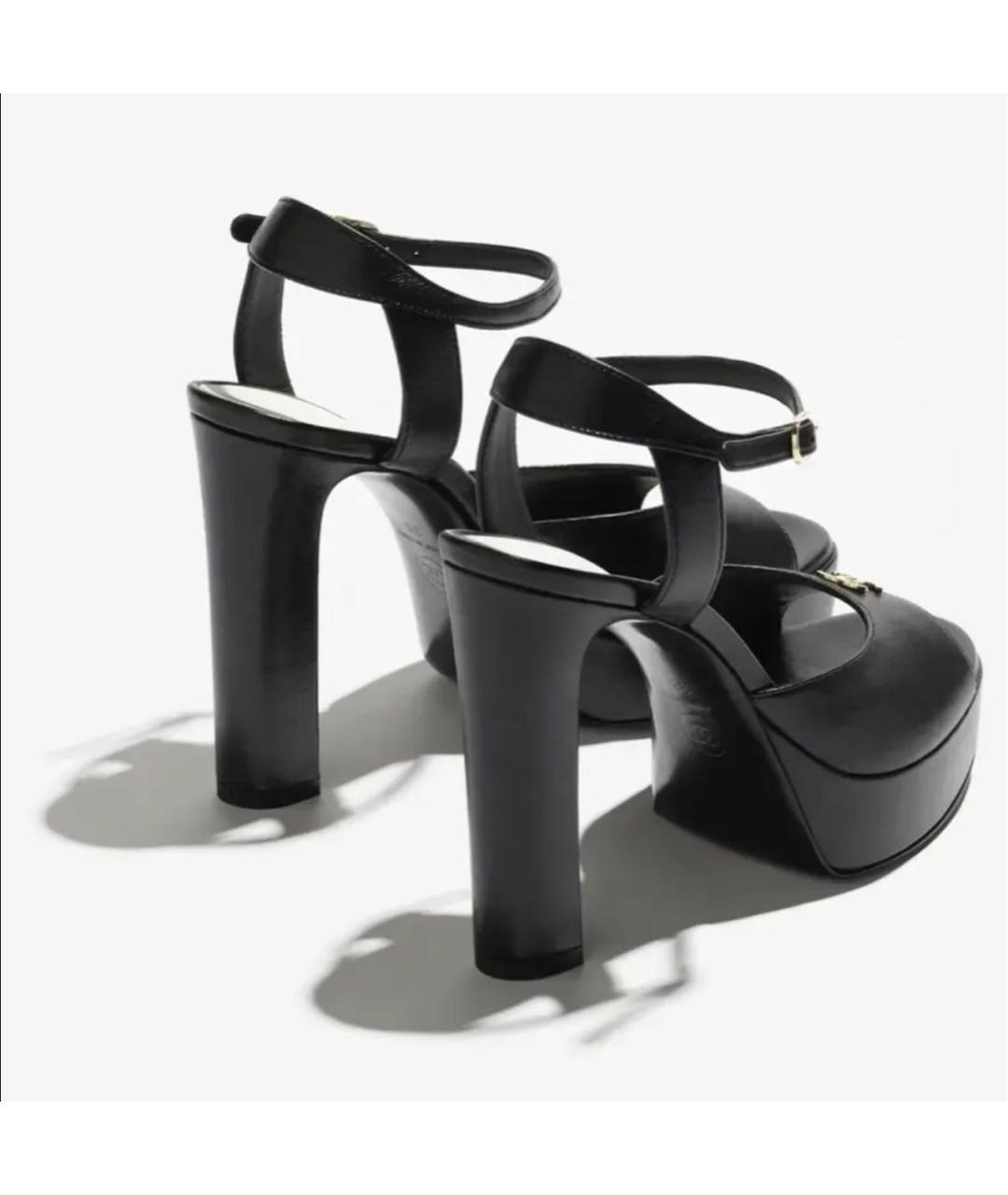 CHANEL Черные босоножки из лакированной кожи, фото 3