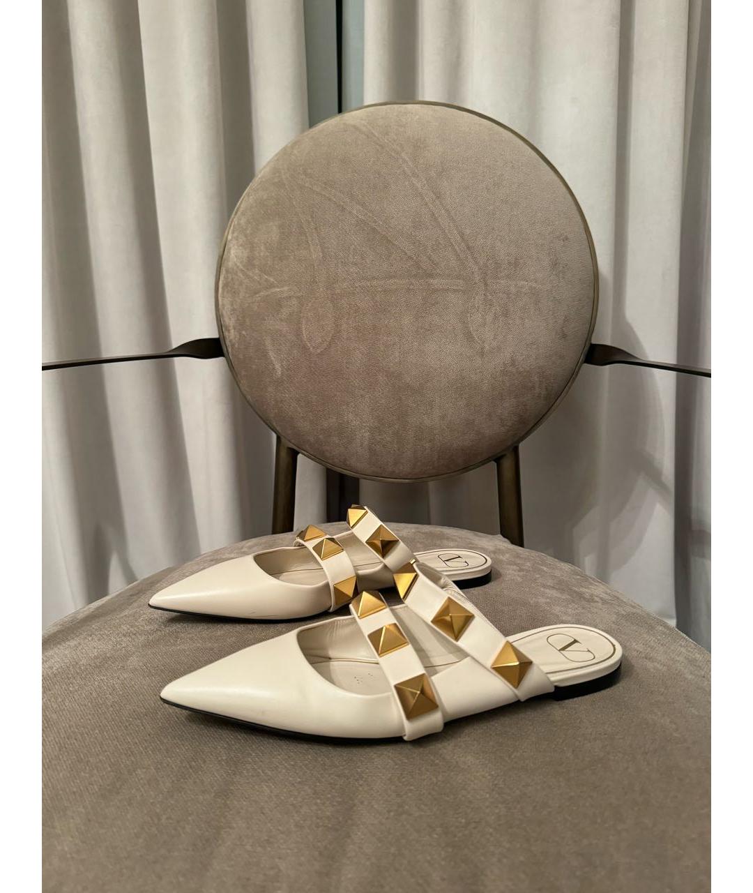 VALENTINO Белые кожаные босоножки, фото 4