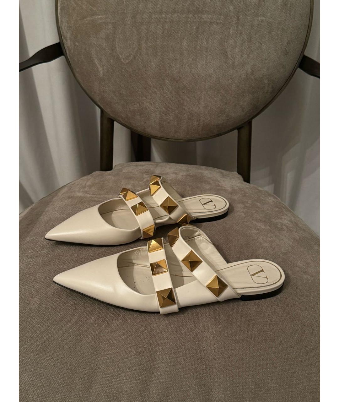 VALENTINO Белые кожаные босоножки, фото 3