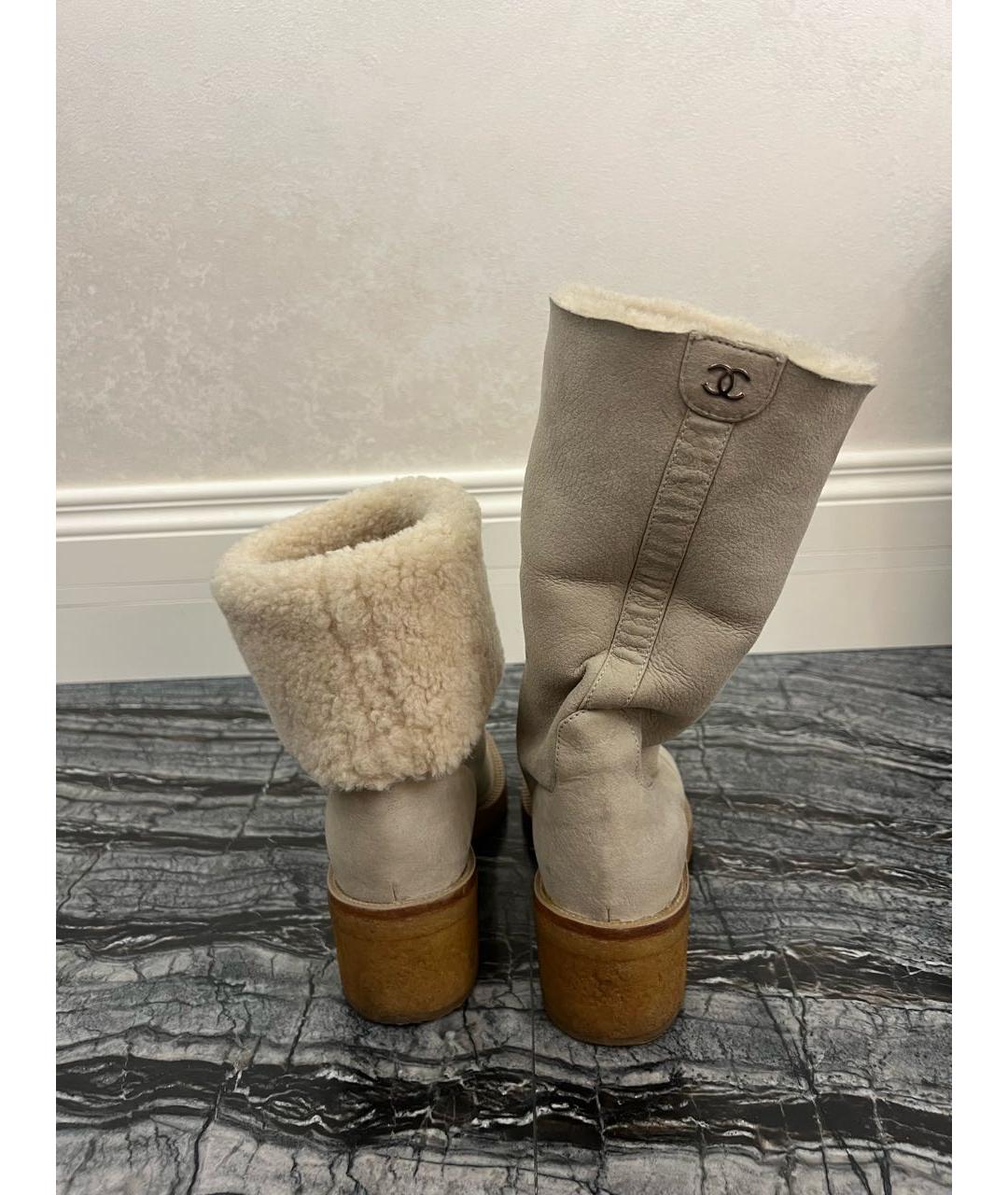 CHANEL Бежевые замшевые ботинки, фото 4