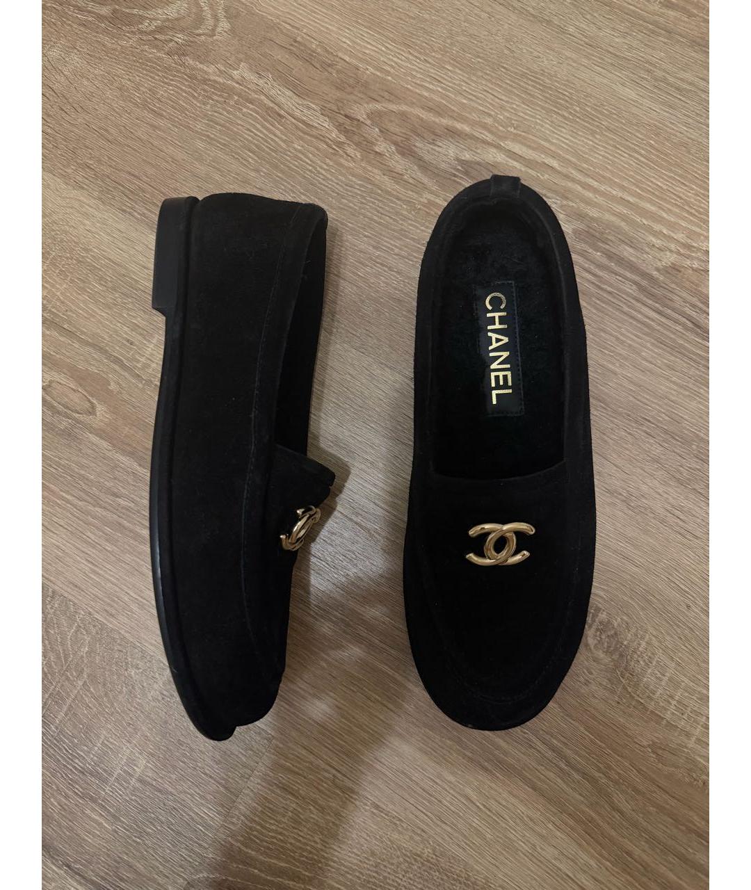 CHANEL Черные замшевые лоферы, фото 3
