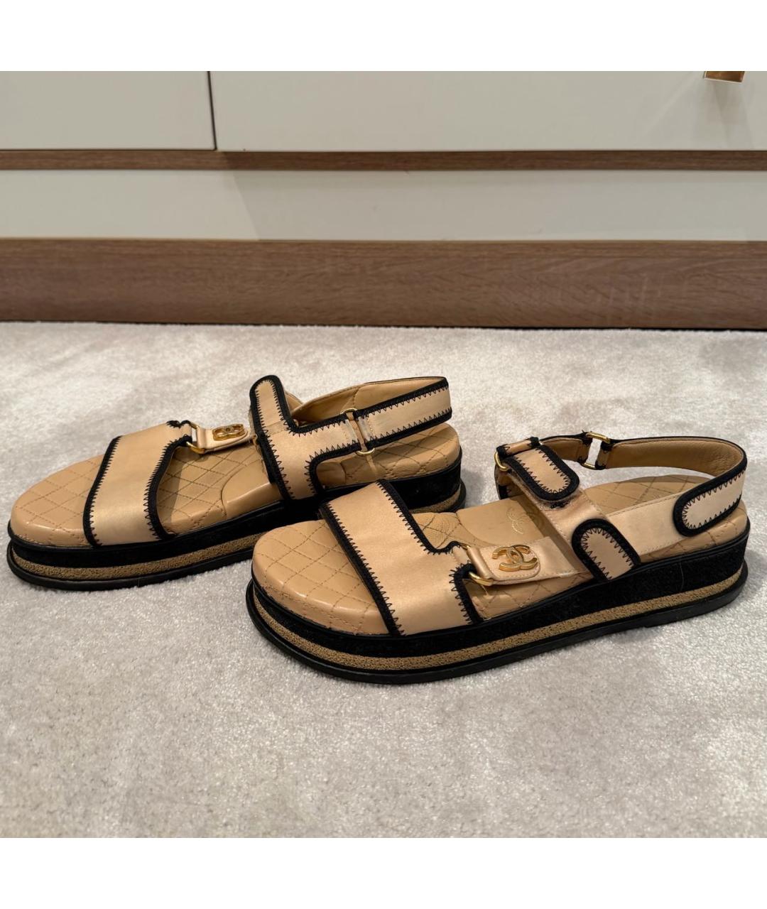 CHANEL Бежевые кожаные сандалии, фото 4