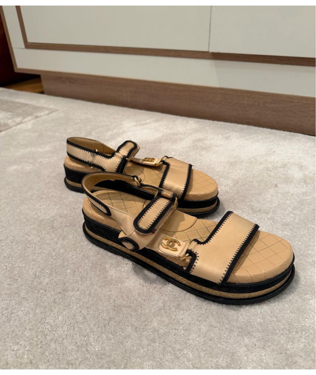 CHANEL Бежевые кожаные сандалии, фото 5