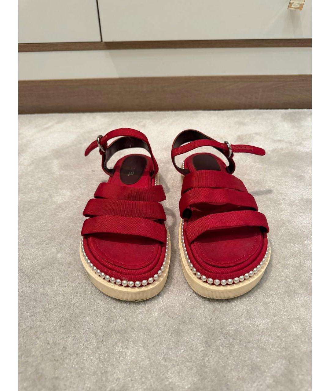 CHANEL Красные текстильные сандалии, фото 3