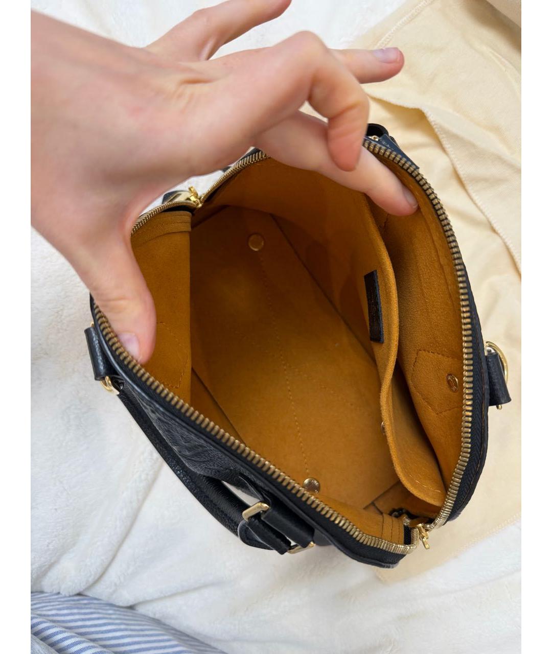 LOUIS VUITTON Черная кожаная сумка через плечо, фото 4