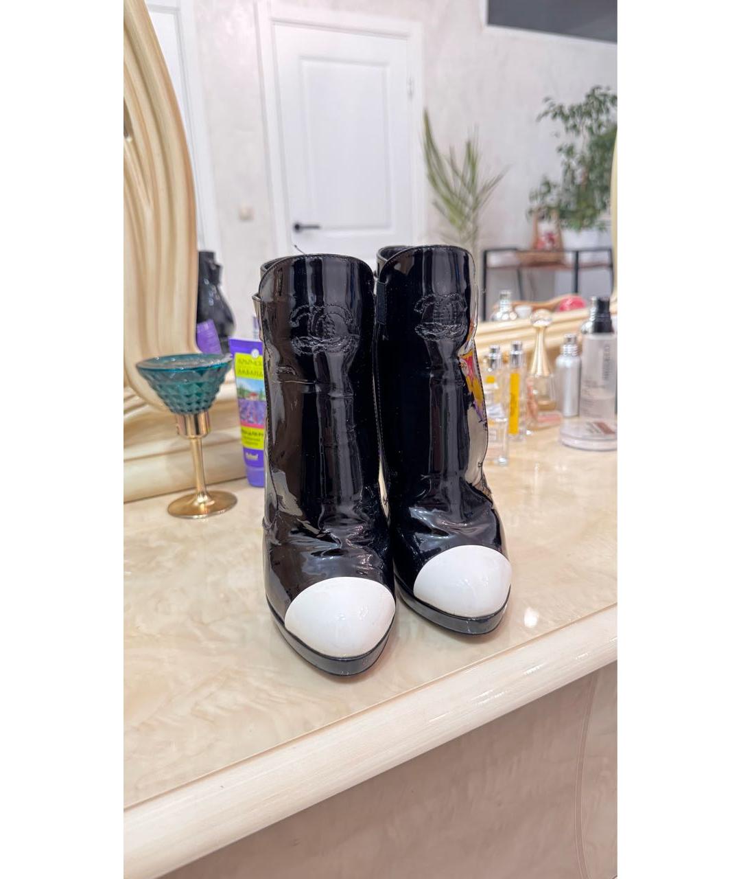 CHANEL Ботильоны из лакированной кожи, фото 2