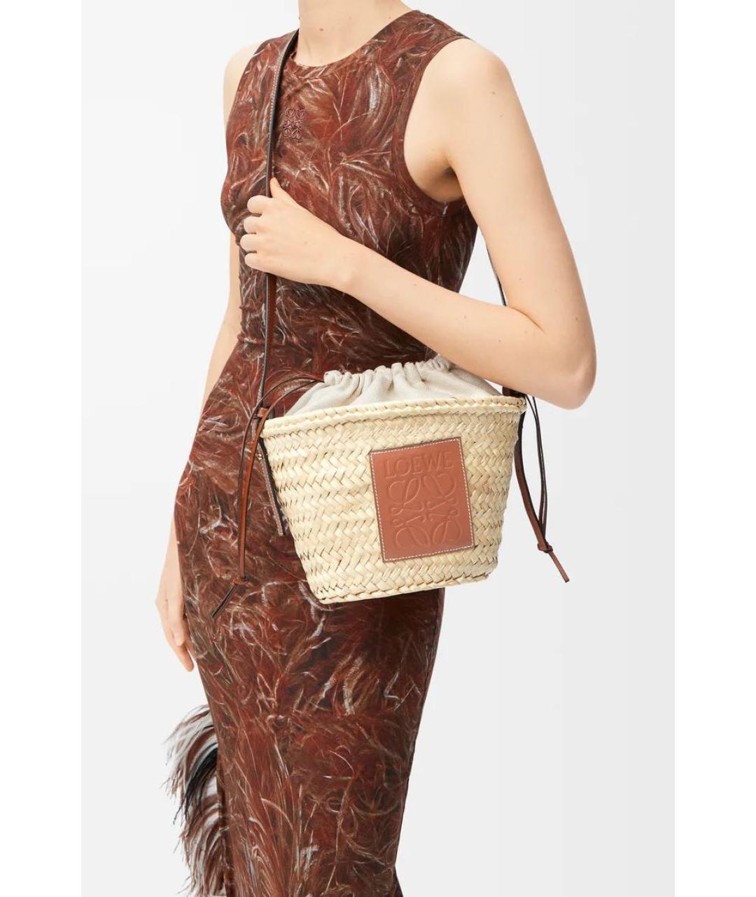 LOEWE Бежевая сумка через плечо, фото 2