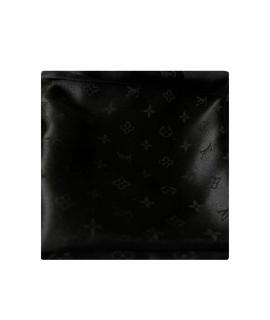 LOUIS VUITTON Платок