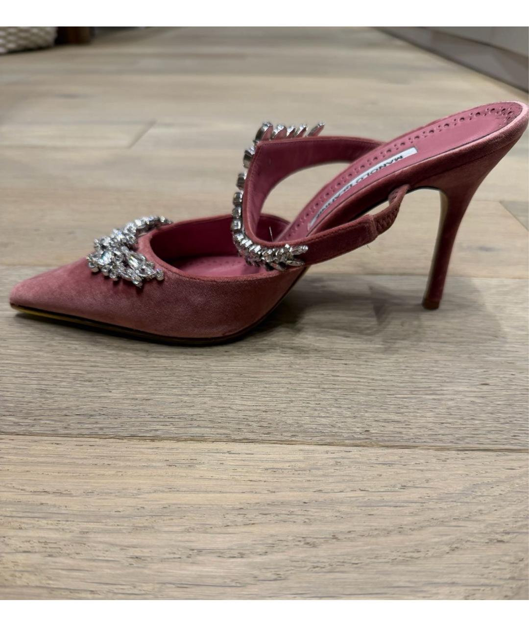 MANOLO BLAHNIK Розовые бархатные туфли, фото 6
