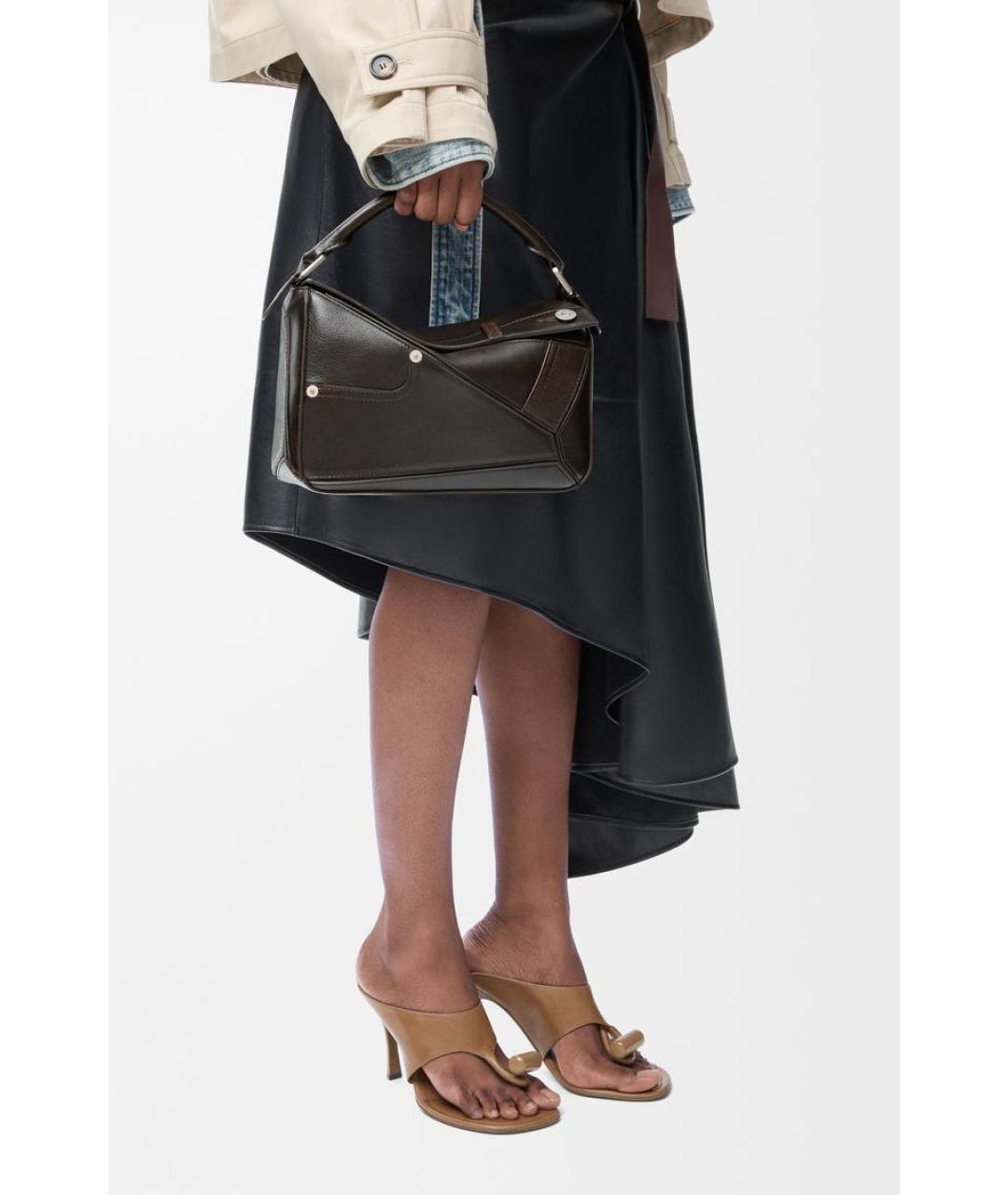 LOEWE Коричневая кожаная сумка с короткими ручками, фото 2